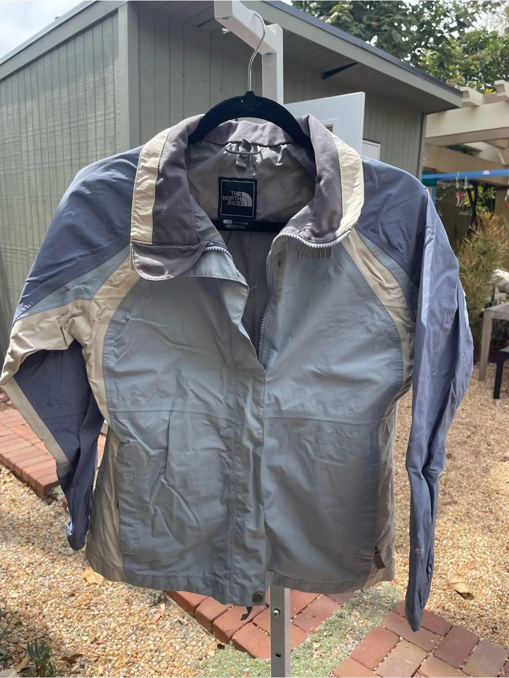The North Face Women's Two-Tone Grey & Cream Ski Jacket